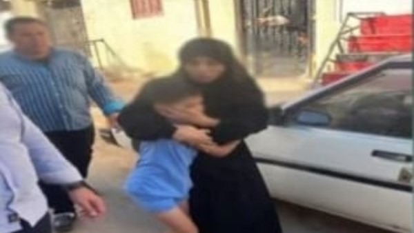 تحرير أسرته