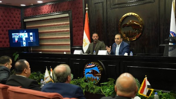 اجتماع أمانة المصريين بالخارج المركزية بحزب مستقبل وطن، برئاسة النائب محمود حسين