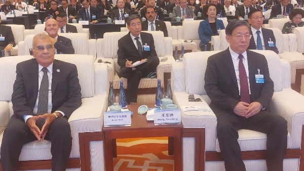 المستشار عصام فريد رئيس مجلس الشيوخ