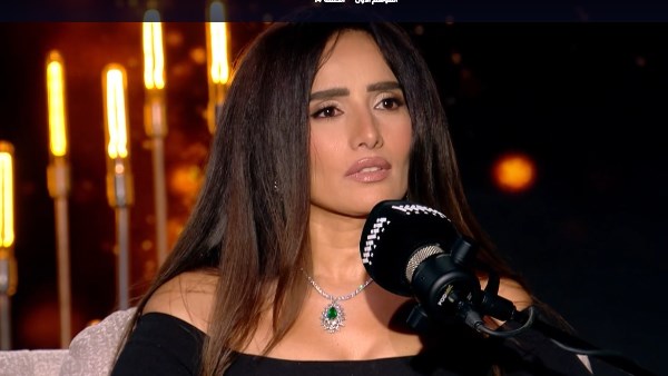 الفنانة زينة