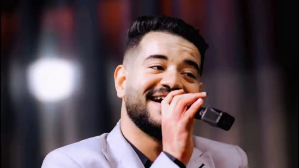 الفنان مصطفى الدهشوري