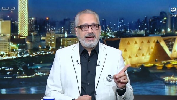 الإعلامي تامر أمين