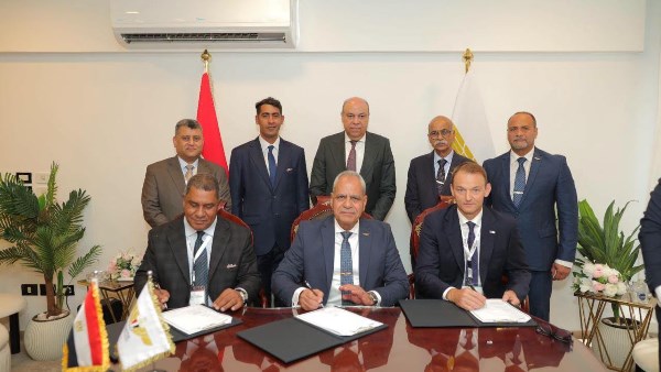 توقيع عقد لتوريد 10 طائرات تدريب جديدة
