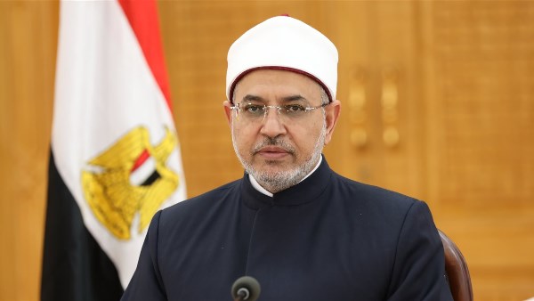 الدكتور سلامة داود أستاذ البلاغة والرئيس السابق لجامعة الأزهر