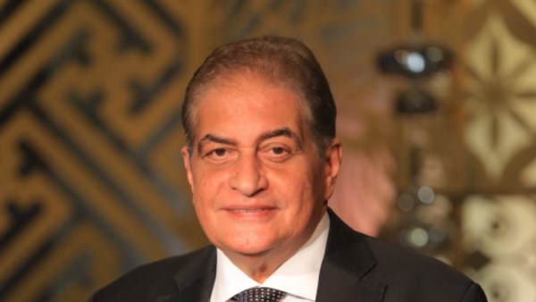 الإعلامي أسامة كمال