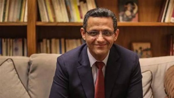 الكاتب الصحفي خالد البلشي نقيب الصحفيين