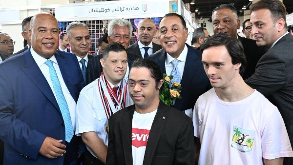 رئيس الوزراء يتفقد أجنحة منتجات ذوي الهمم بمعرض «أهلًا مدارس 2026» في مدينة نصر
