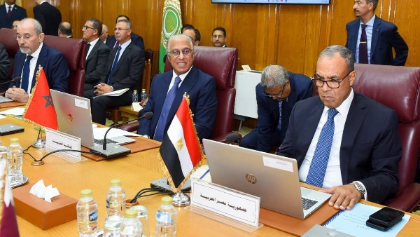 وزير الخارجية يشارك في اجتماع اللجنة الوزارية العربية