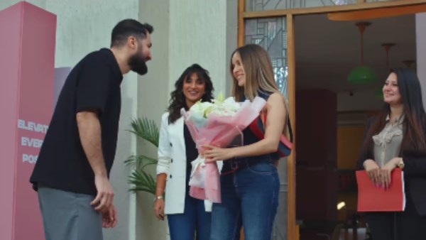 أحمد حاتم وجميلة عوض في فيلم ريد فلاج