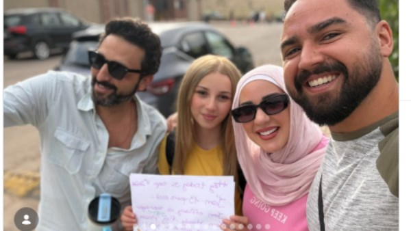أسما شريف منير مع ابنتها وطليقها