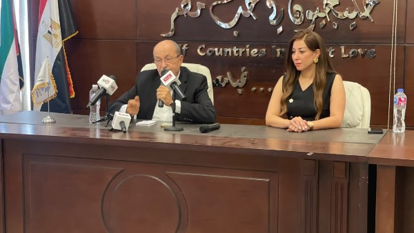  عمرو قورة 