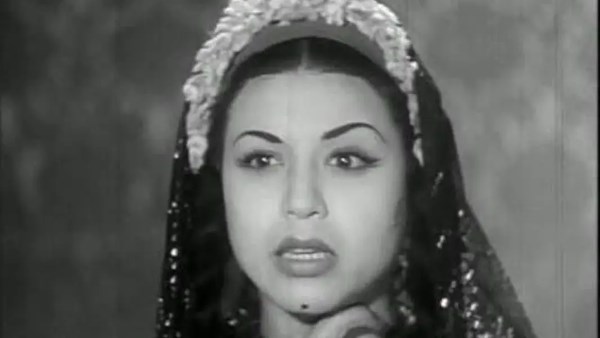 الفنانة الراحلة  درية أحمد