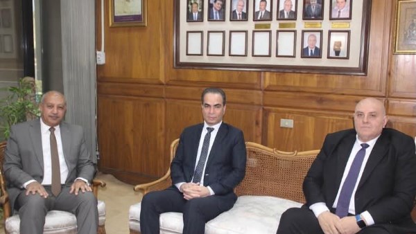 رئيس الهيئة الوطنية للإعلام و رئيس الهيئة العامة لدار الكتب والوثائق القومية