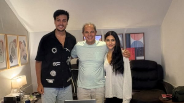 رامي إمام مع أحمد عبدالوهاب وهدى المفتي من كواليس فيلم معاد عشا