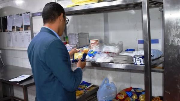 حملة تفتيشية موسعة على فنادق ومنشآت أسوان