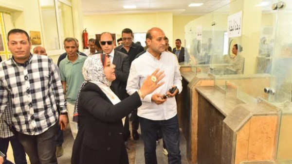 محافظ أسيوط 