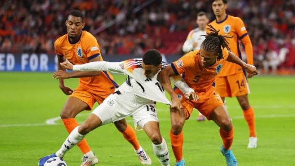 هولندا وألمانيا