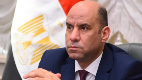 وزير العمل 