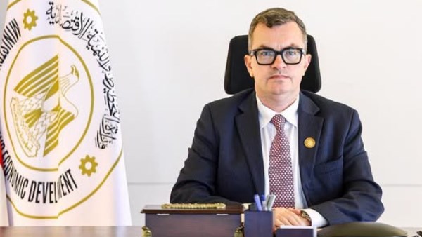 وزير التخطيط والتنمية الاقتصادية