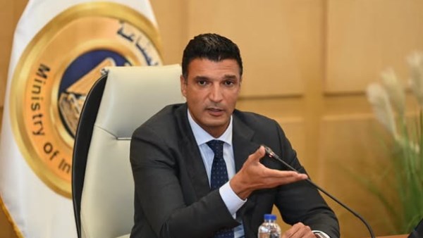 وزير الصناعة