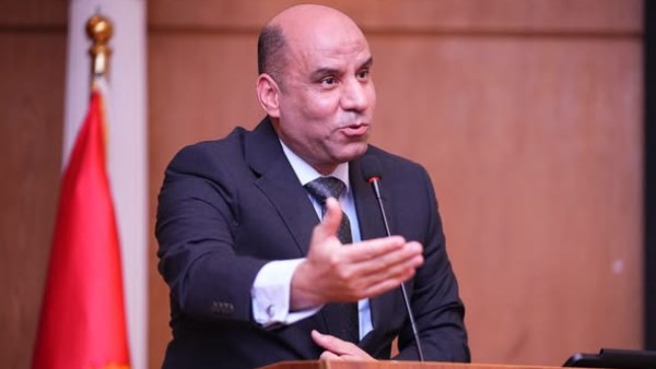 وزير العمل 