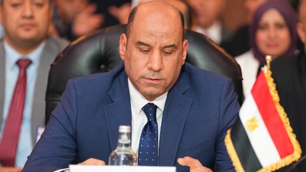 وزير العمل 