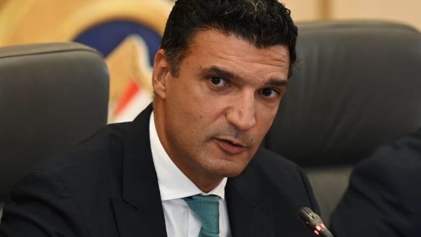 وزير الصناعة