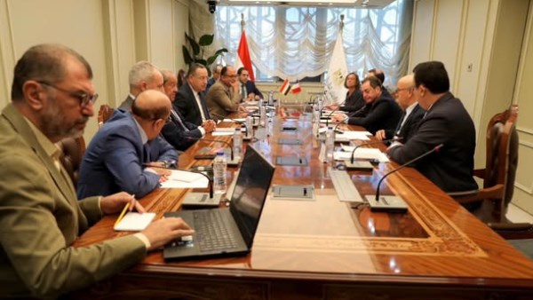جانب من الاجتماع