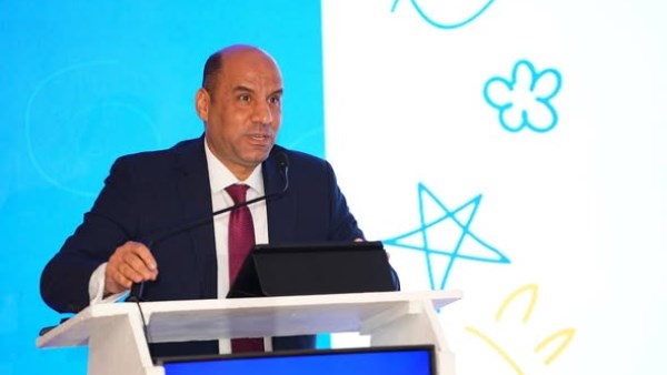 وزير العمل 