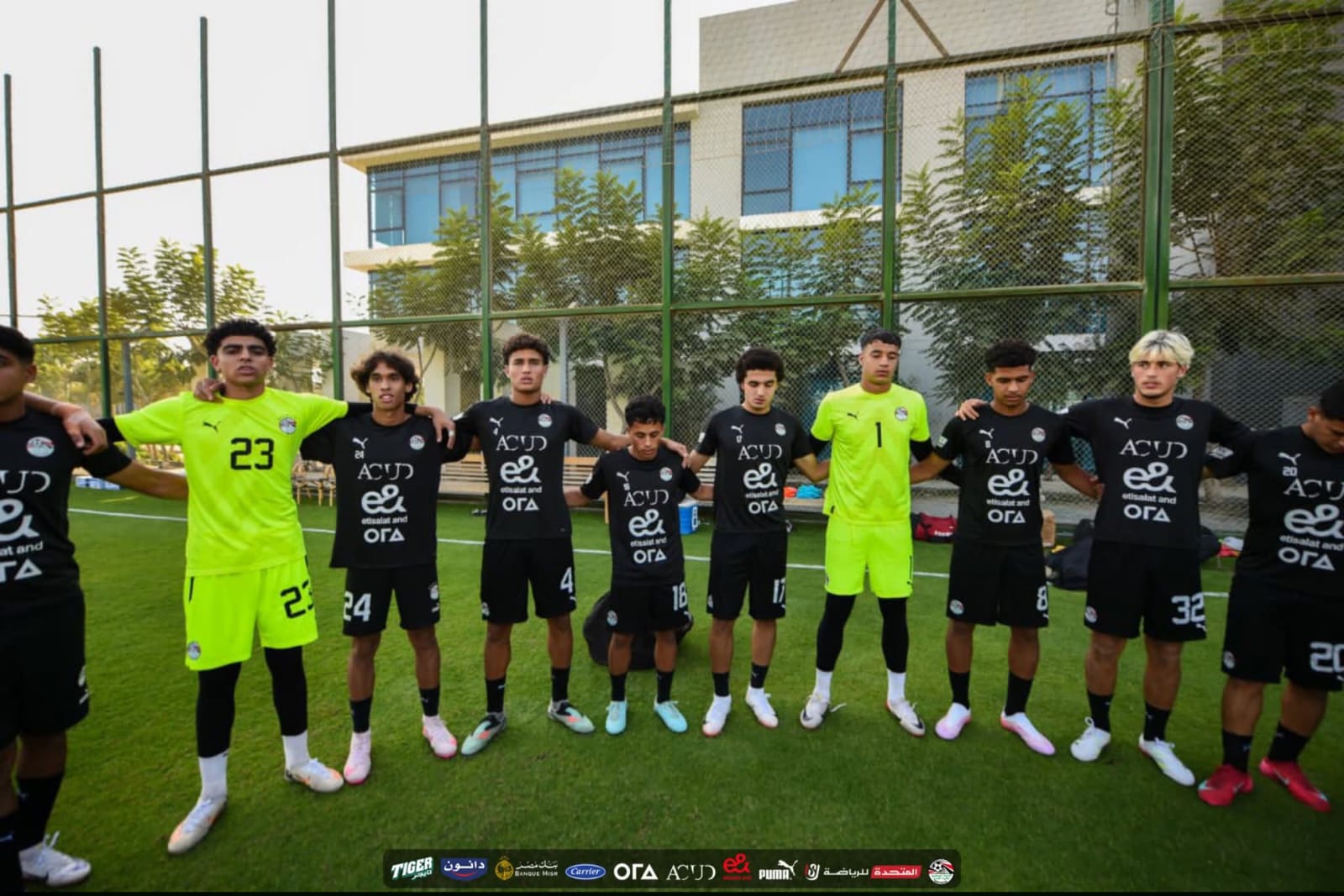 65cd9eeb-2aed-4757-a_2846_080213.jpg
